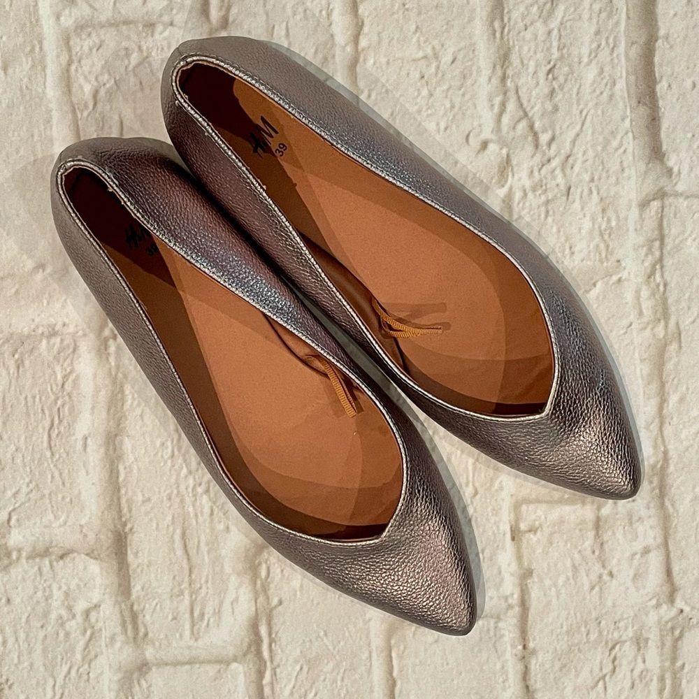H&M Metallic Bronze Pointed Toe Flats